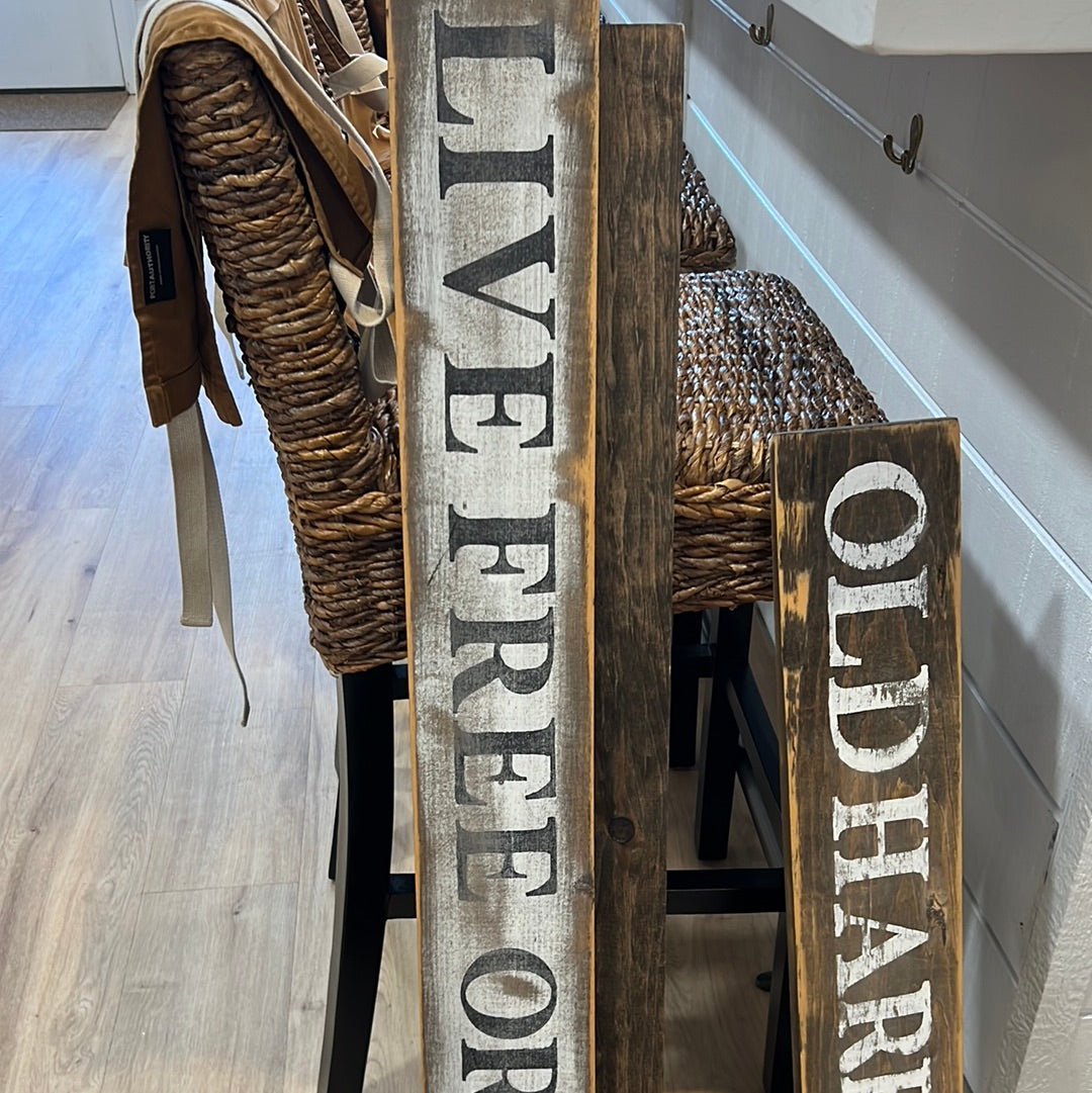 Large wooden signs - NH, Portsmouth, Old Harbor