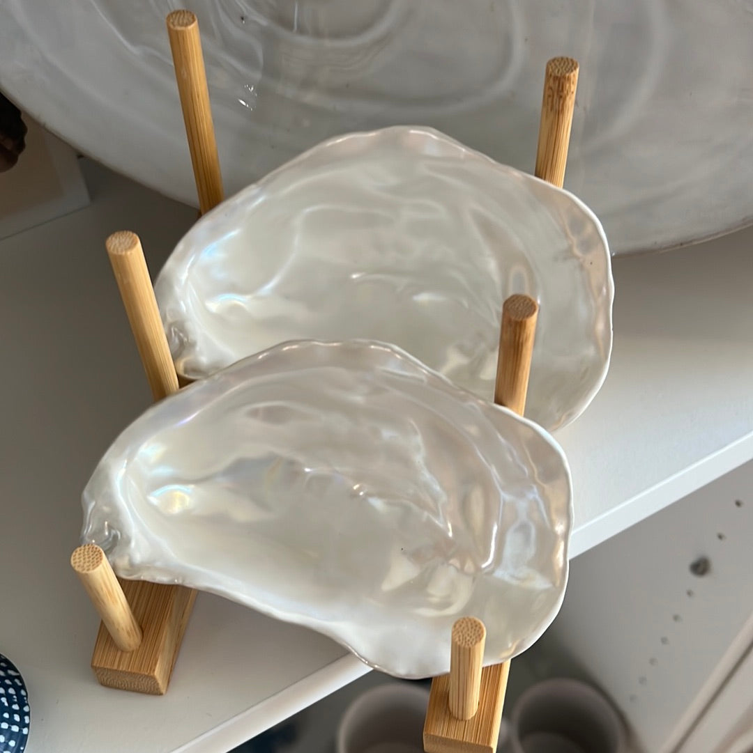 Ceramic oyster dish